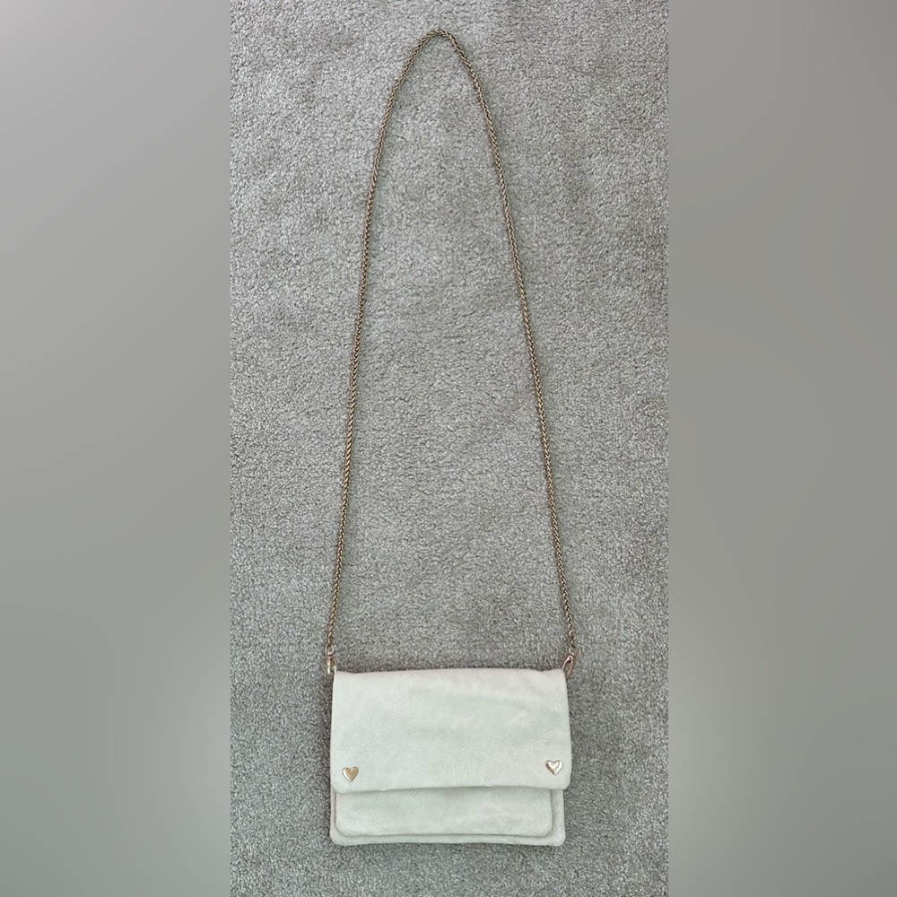 Kimchi Blue cream handbag with gold heart details